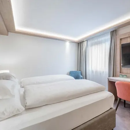 Hotel Bellevue 4*